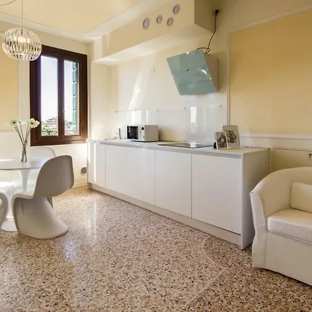Volpi Apartment